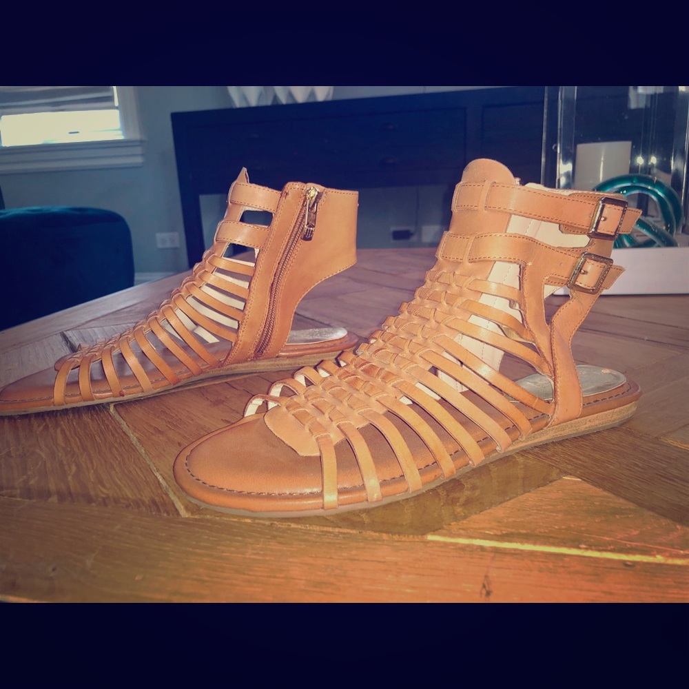 💥FINAL DROP PRICE💥-Vince Camuto Sandals Size 8.5